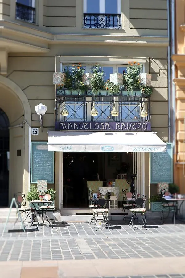 Marvelosa Apartment - Central By The Chain Bridge Budapest 0*,