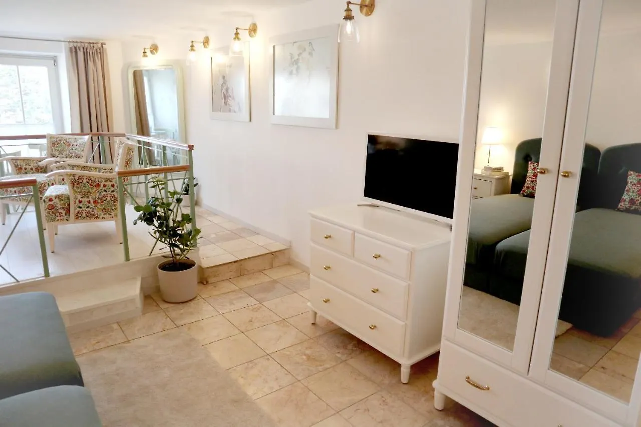 Marvelosa Apartment - Central By The Chain Bridge Budapest 0*,  Hungary